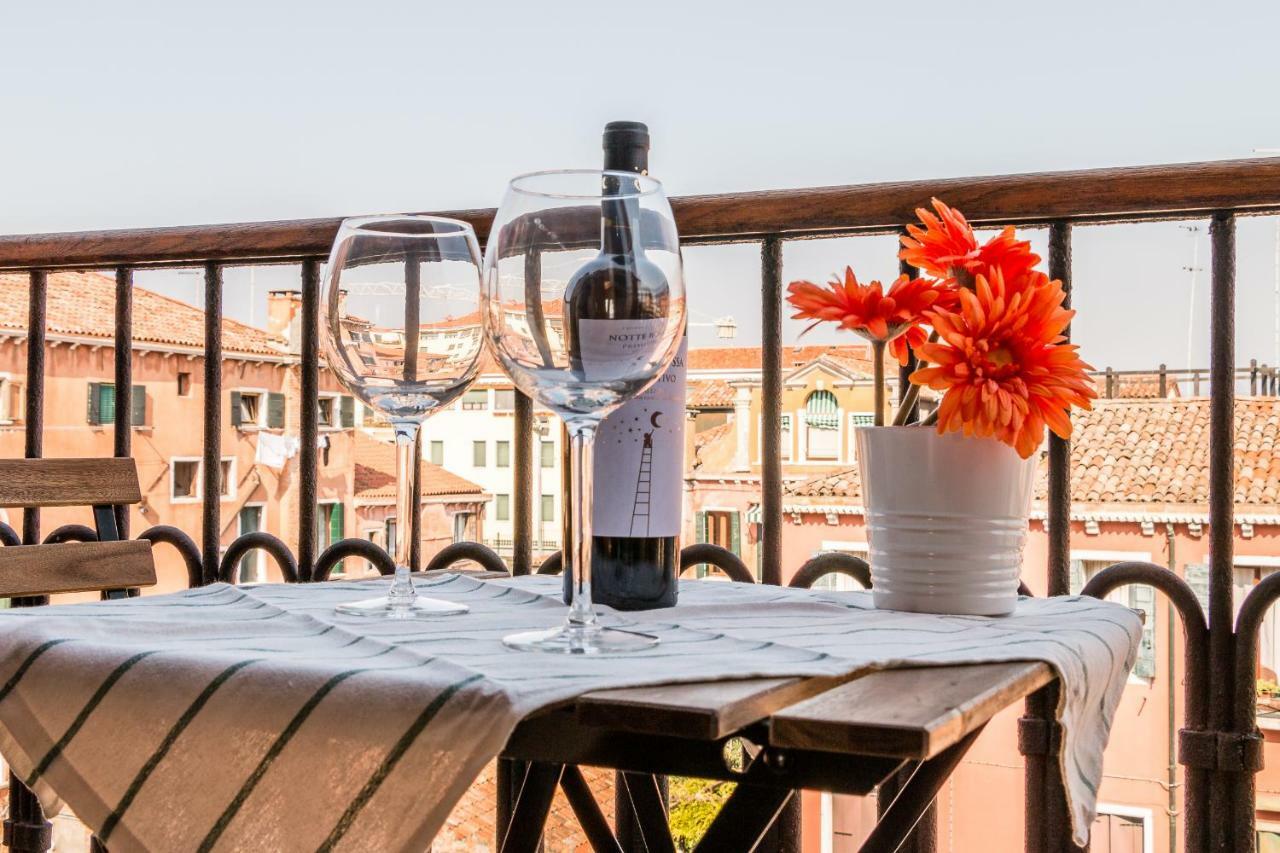 Sunny Nest Canal View In Venice Chic Movida Exteriör bild